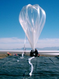 a24balloon.jpg (15974 bytes)